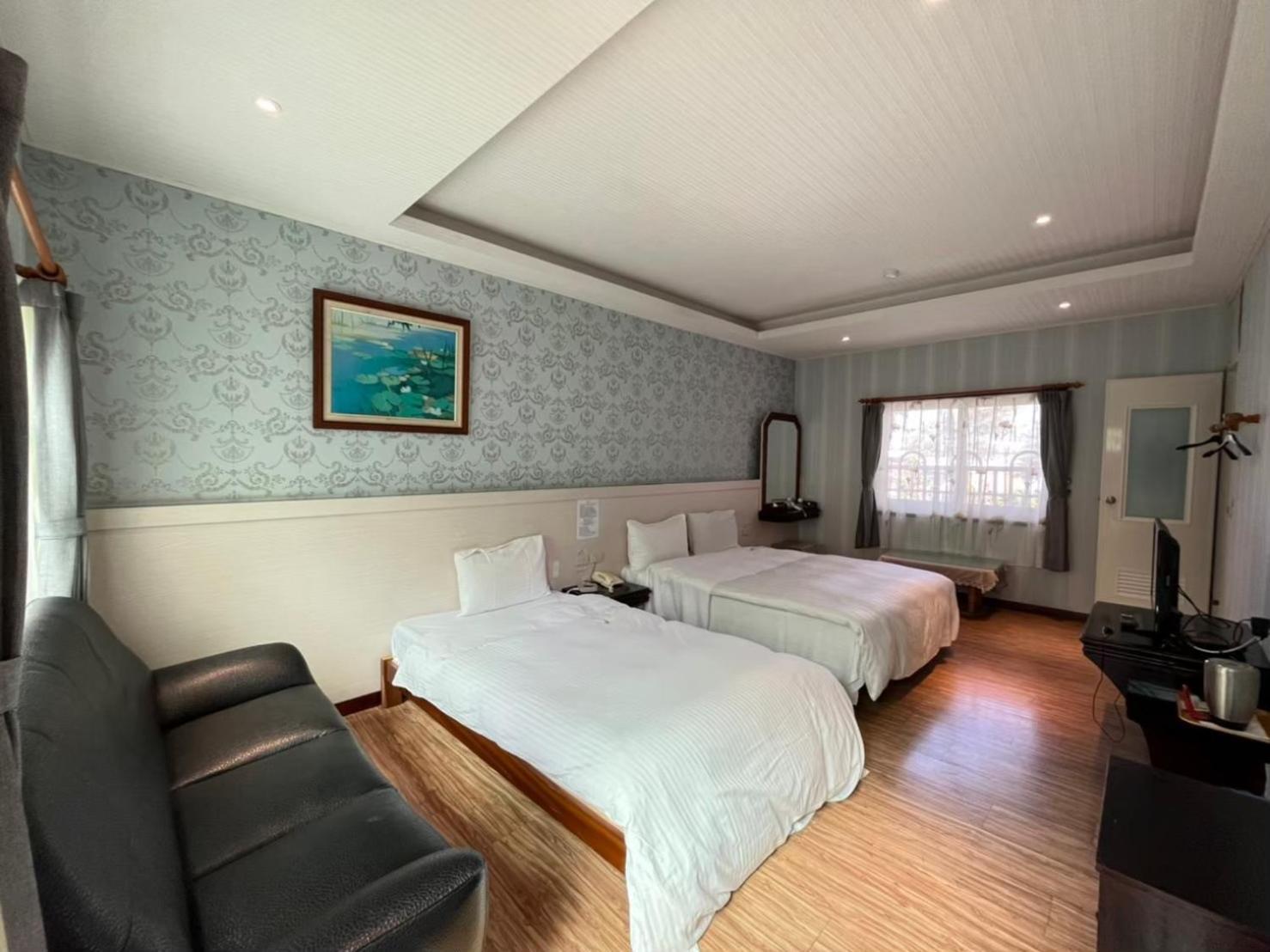Naluwan Villa Renai Bilik gambar
