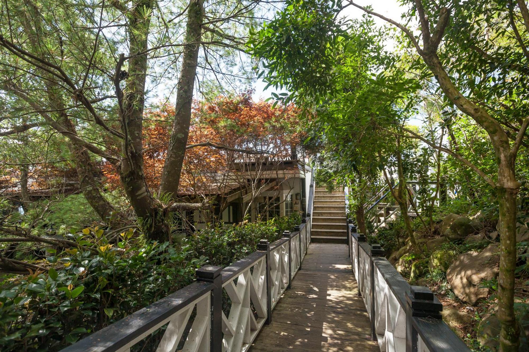 Naluwan Villa Renai Bilik gambar