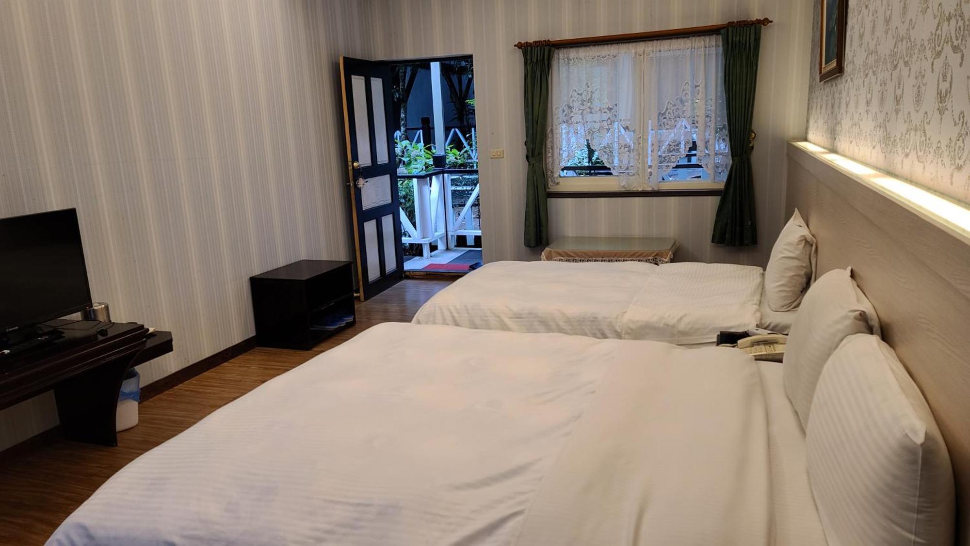 Naluwan Villa Renai Bilik gambar