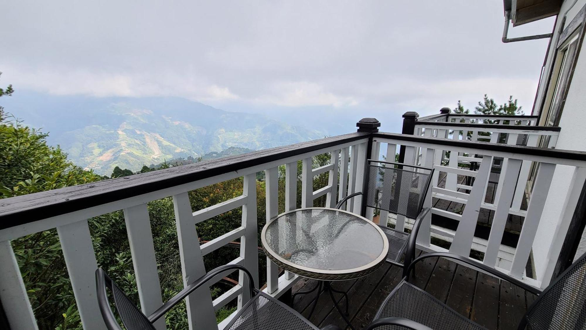 Naluwan Villa Renai Bilik gambar