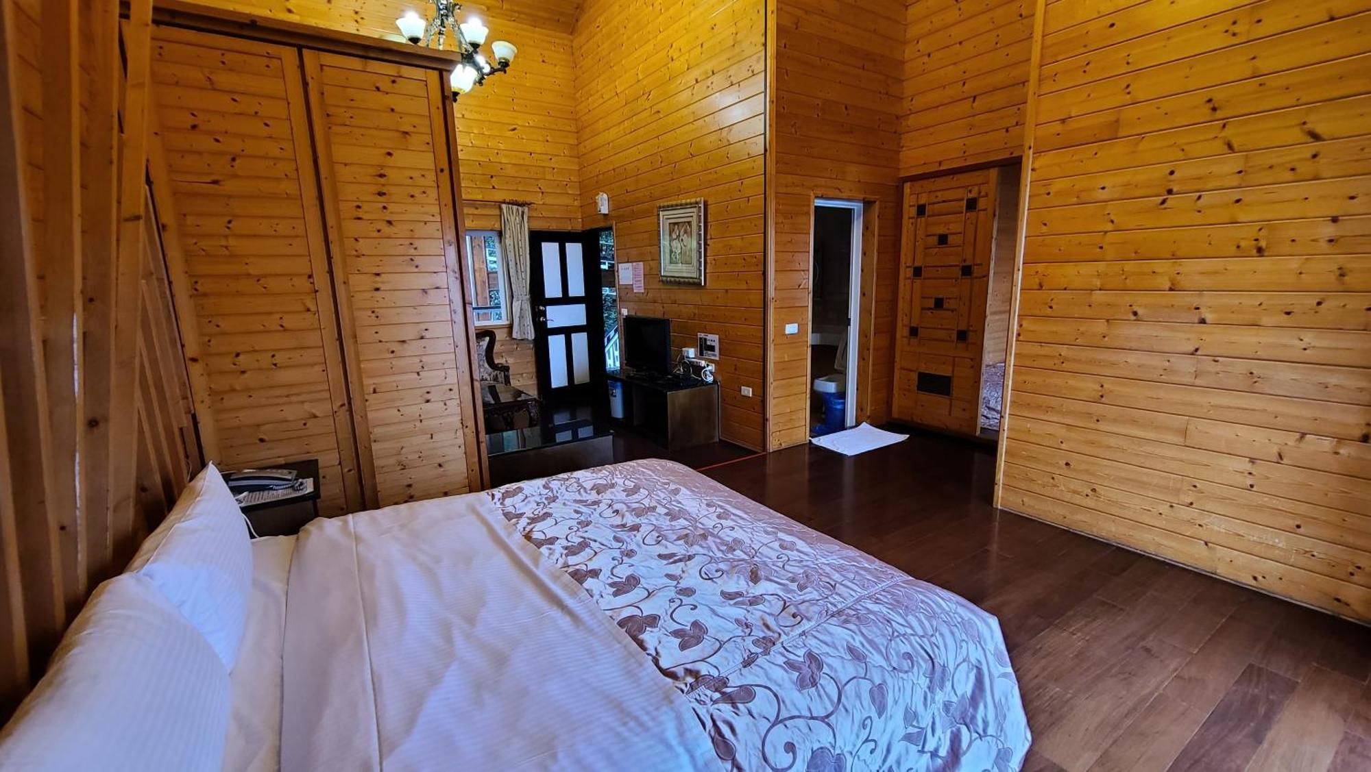 Naluwan Villa Renai Bilik gambar